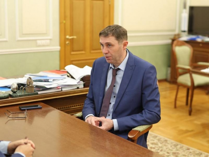 Мэр Петрин: 17 человек, включая четверых детей, разместили в ПВР на ночь после удара ВСУ по Воронежу