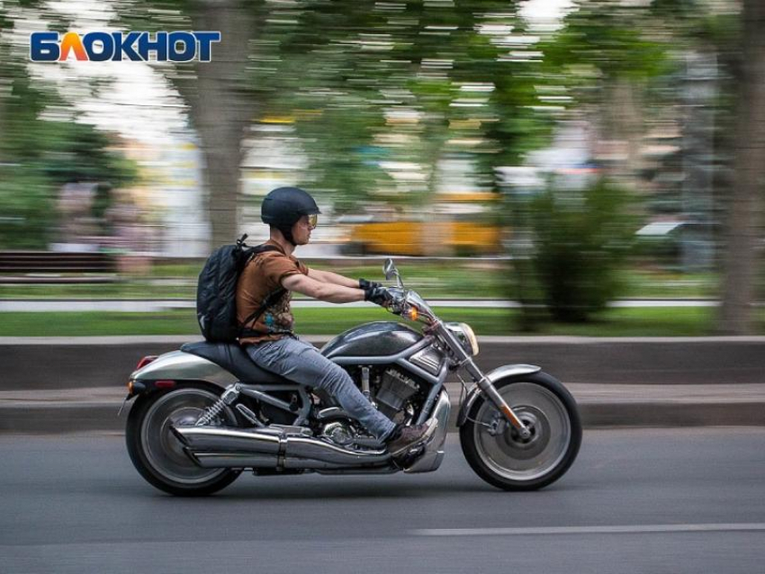 Под Воронежем 15-летний мотоциклист сбил ребёнка на велосипеде 