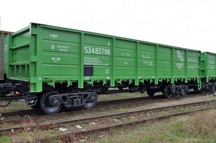 Молодого воронежца осудили за надписи на железнодорожных вагонах
