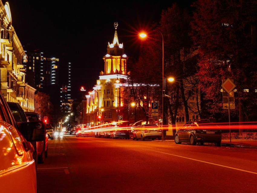 Сергей Петрин пригласил воронежцев на вечернюю прогулку по любимому городу