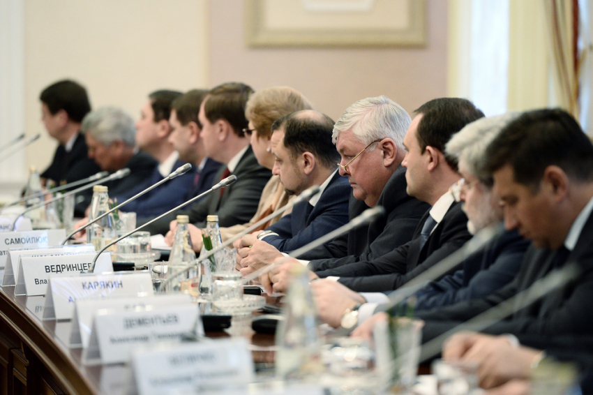 Алексей Гордеев о кадровой политике: принцип «этот сват, этот знакомый, а этот хороший человек» недопустима