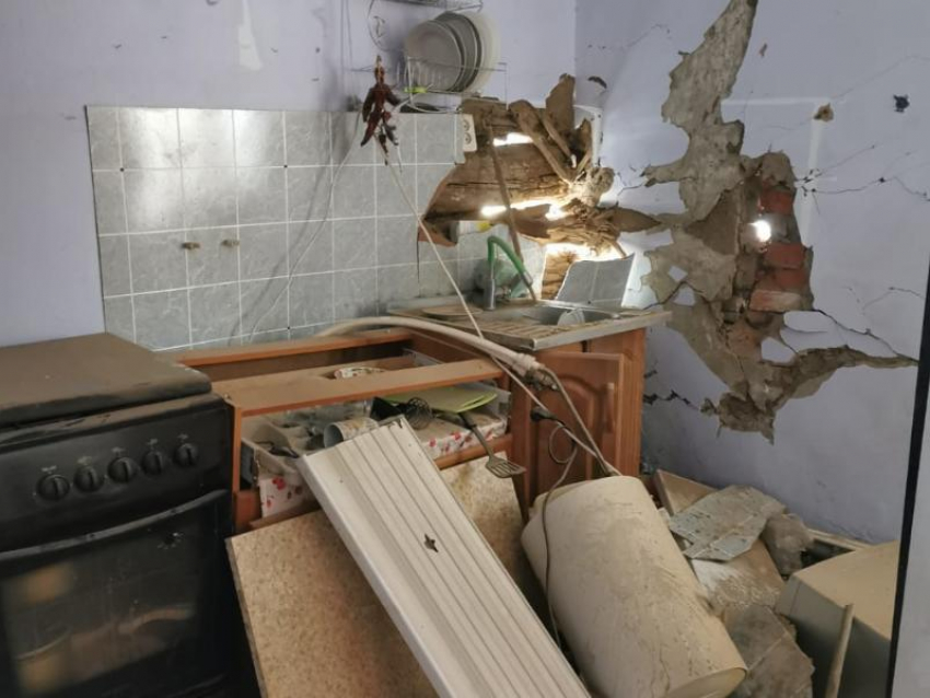 «Взрывной волной меня выкинуло в коридор»: «Блокнот» связался с пострадавшей от обстрелов Белгородской области 