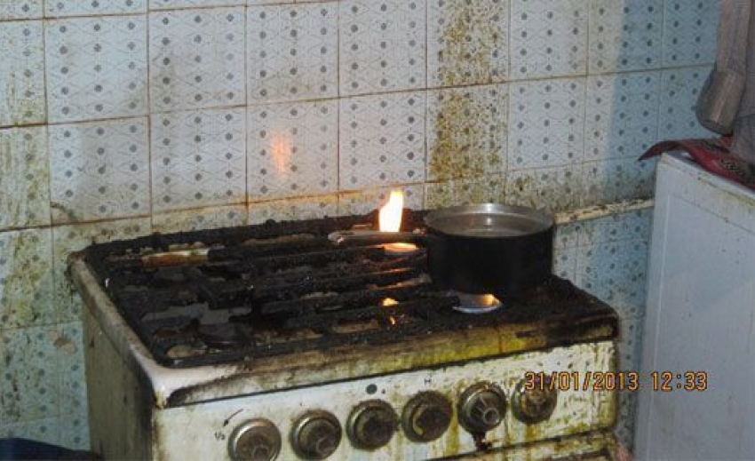 В Воронеже семье наркоманов отключили газ