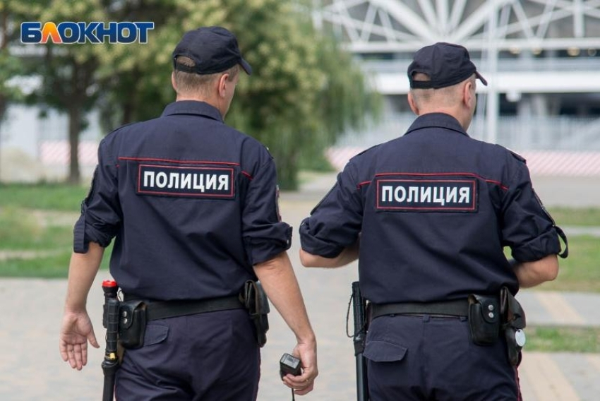 Уксусной кислотой плеснул воронежец в лицо полицейскому в Воронеже