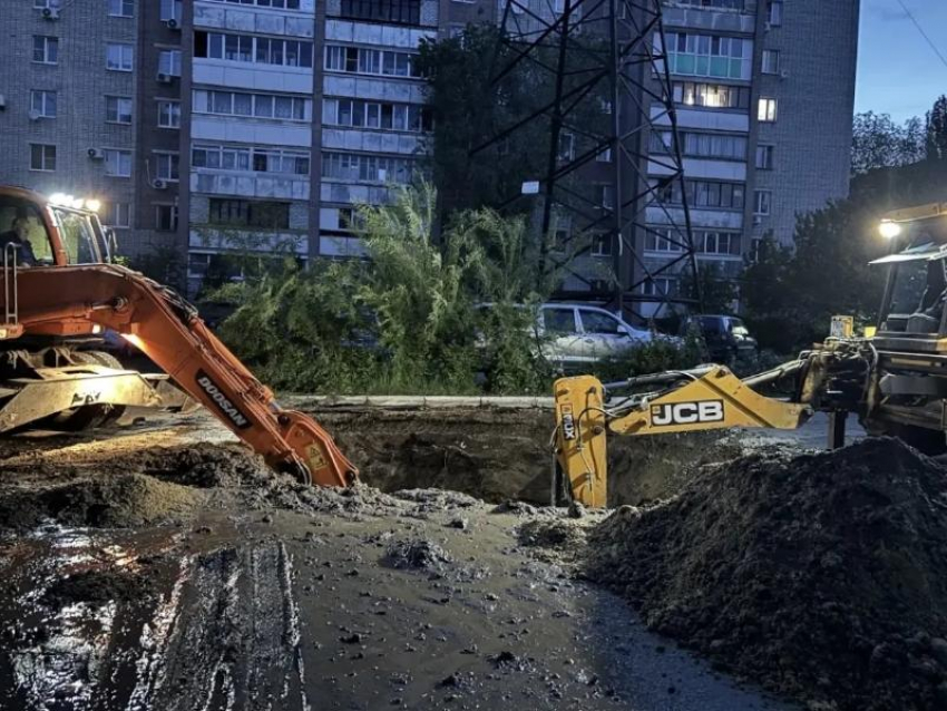 Мэр Воронежа взял на контроль ход устранения коммунальной аварии 