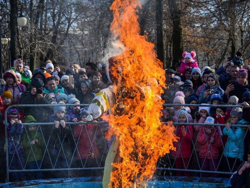 Традиционные Масленичные гуляния отменили в Воронеже 