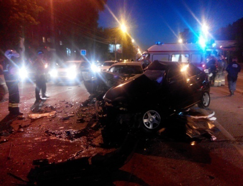 Опубликовано видео жуткой аварии, в которой погиб 16-летний воронежский водитель 