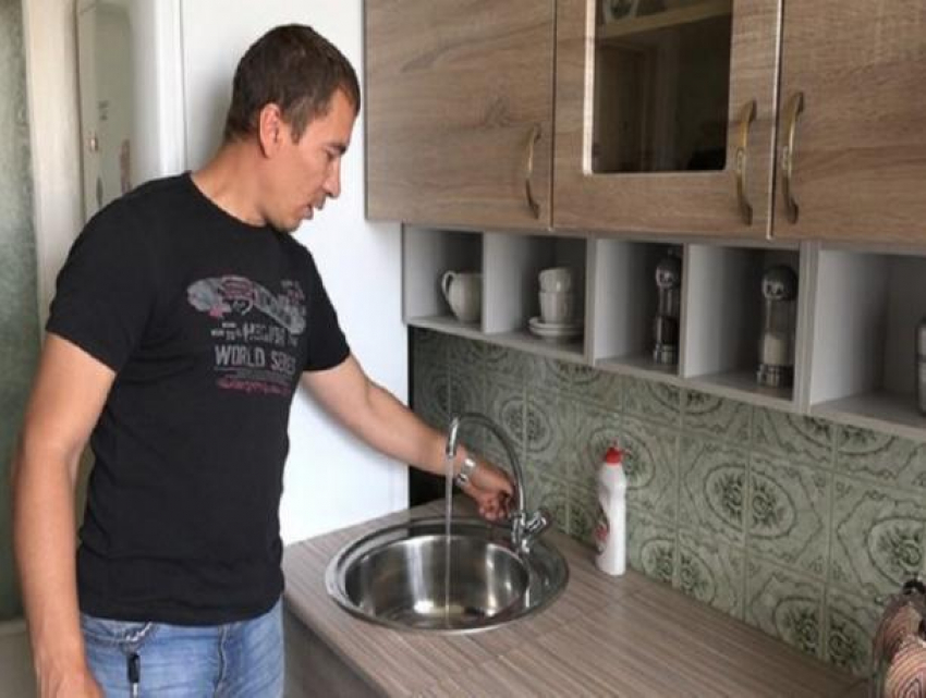 Спустя 5 месяцев жителям Семилук Воронежской области вернули горячую воду