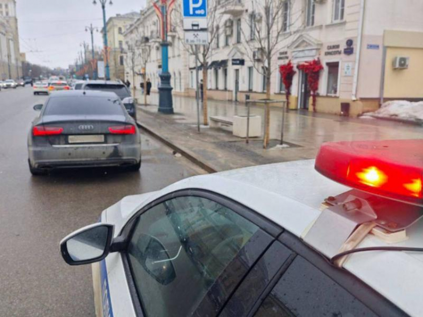 Гонщика-рекордсмена по штрафам поймали сотрудники ГАИ во время рейда в Воронеже