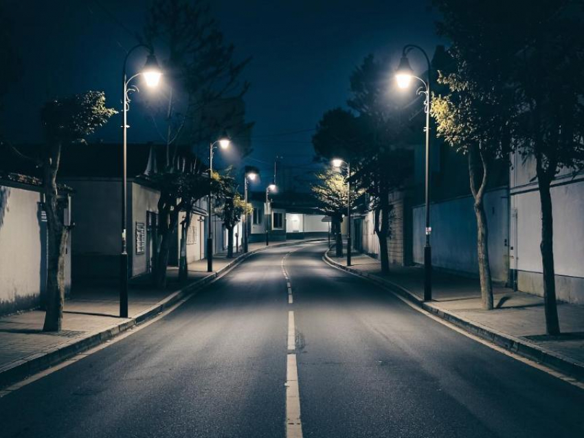 Модернизацию уличного освещения затеяли в воронежском селе