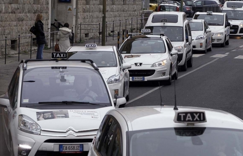 Воронежцам рассказали о ценах на такси и автобусы в аэропортах европейских стран