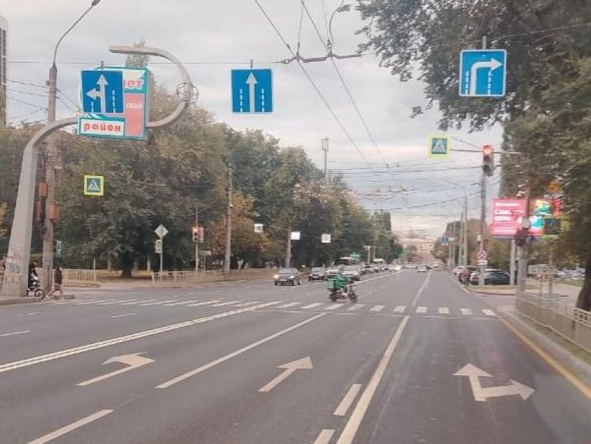 Дорожный парадокс играет злую шутку с водителями в Воронеже