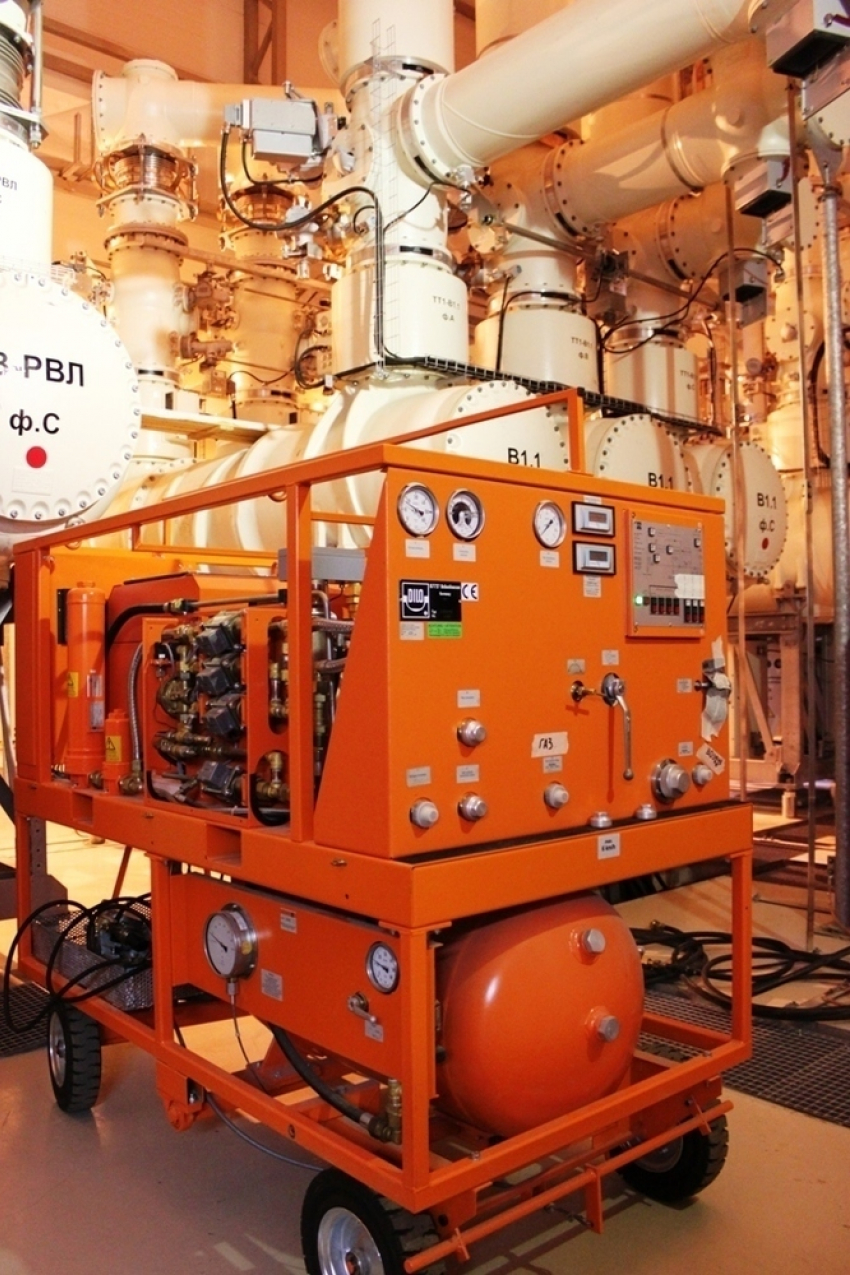 На Нововоронежской АЭС-2 проверили распределительное электрооборудование