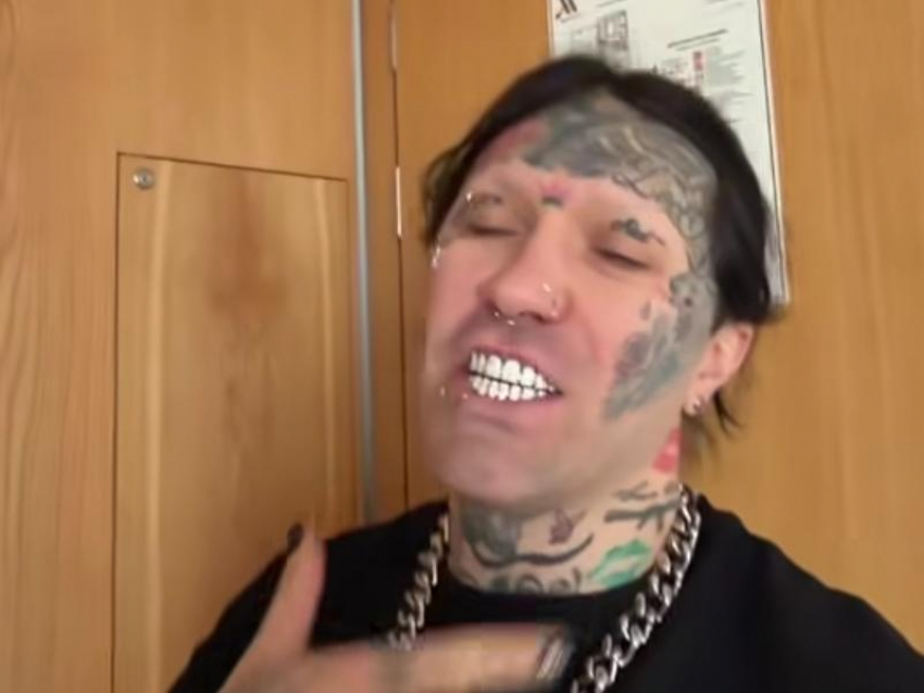 Скандальный репер Ганвест показал свой гостиничный номер в Воронеже