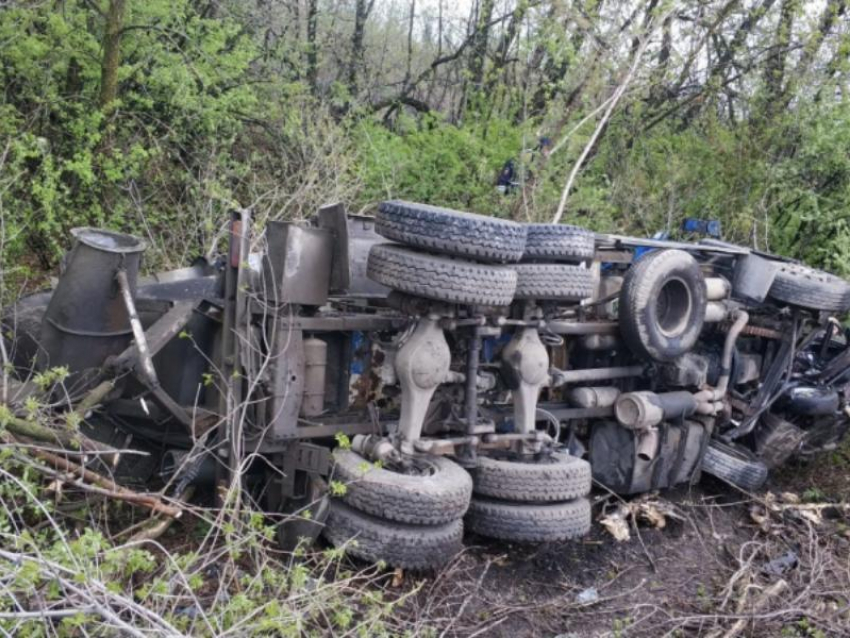 Стали известны подробности смертельного ДТП с бетономешалкой на воронежской трассе 