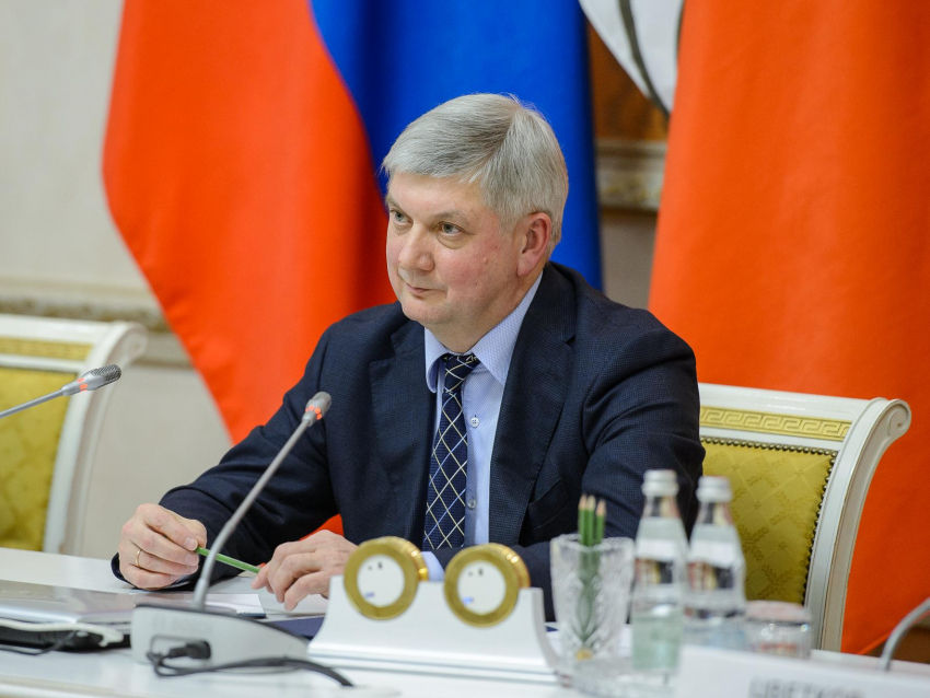 «Это у них от дурости»: воронежский губернатор высказался о россиянах, покинувших страну