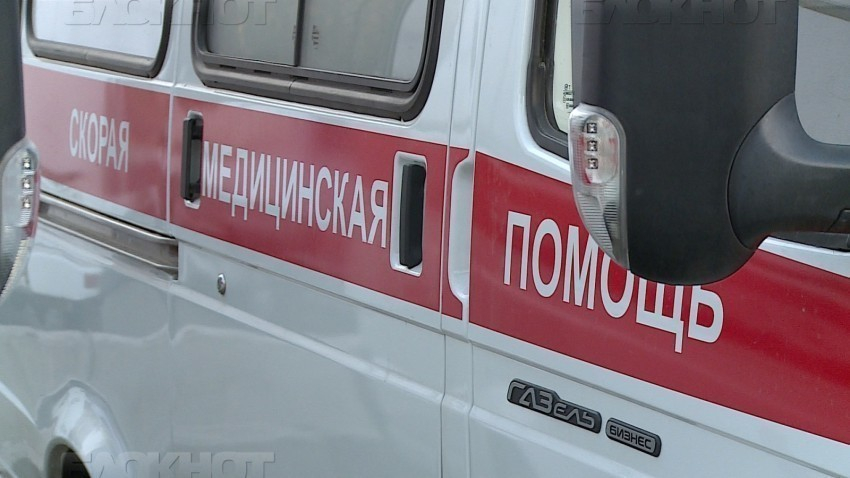 9-летний мальчик попал под колеса Volkswagen в воронежском дворе