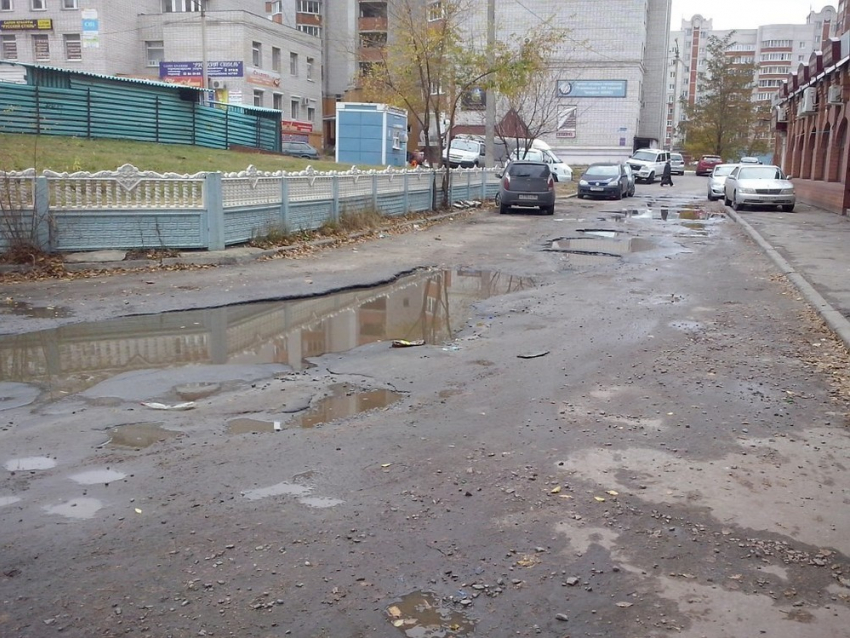Воронеж может остаться без капитального ремонта дорог, дворов и строительства развязок в 2015 году