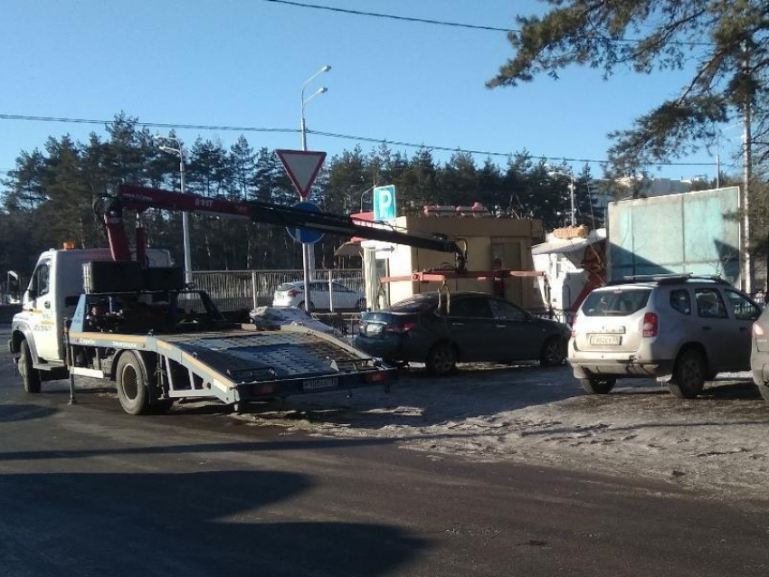 Рейд на псевдо-инвалидов устроили эвакуаторы в Воронеже