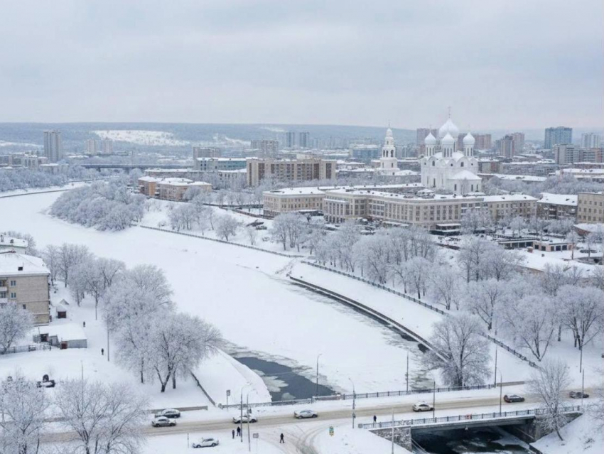 Идеальная зимняя погода: в Воронеж пришла морозная зима