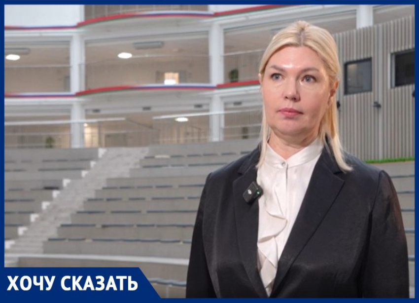 «Она была жертвой насилия»: директор воронежской мегашколы вступилась за учительницу, осуждённую за убийство