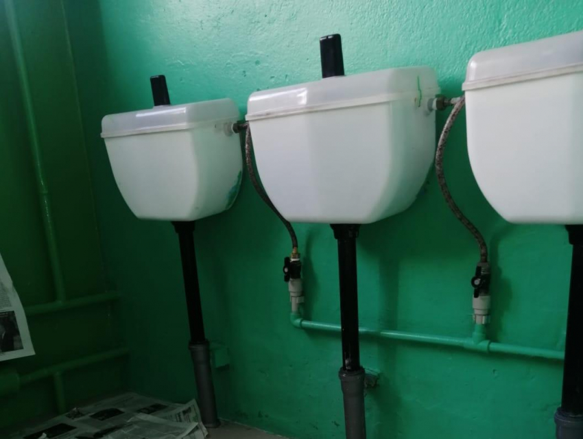 Приватизируйте это немедленно: здание морга и уличные туалеты распродают в Воронежской области