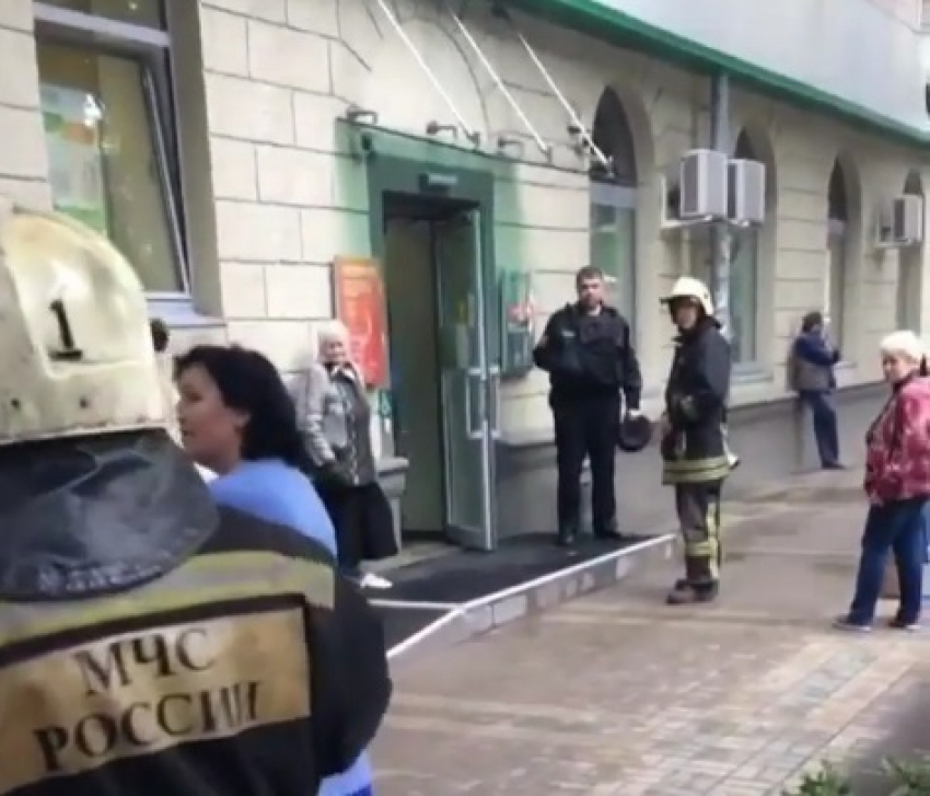 В центре Воронежа эвакуировали посетителей банка