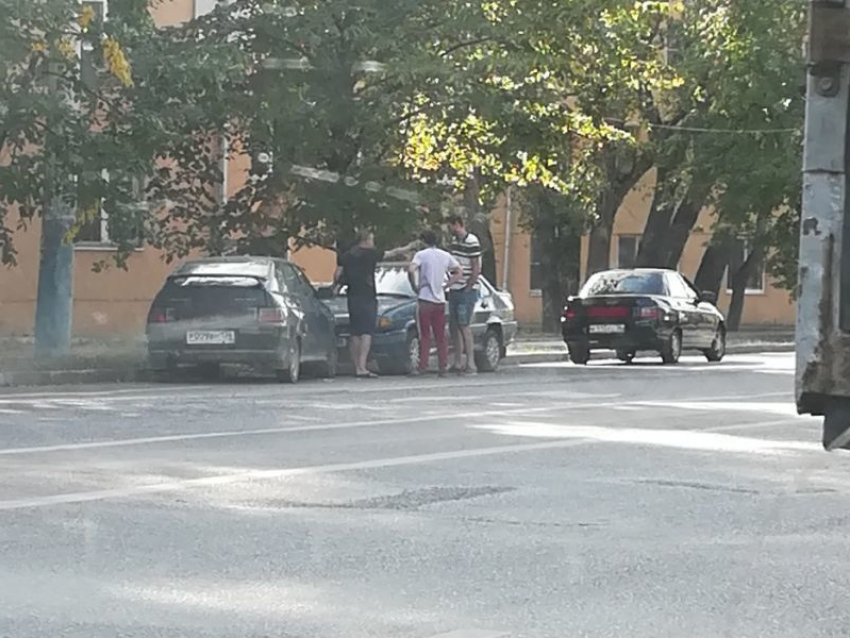 Воронежец потерпел фиаско, припарковав машину в криминальном районе