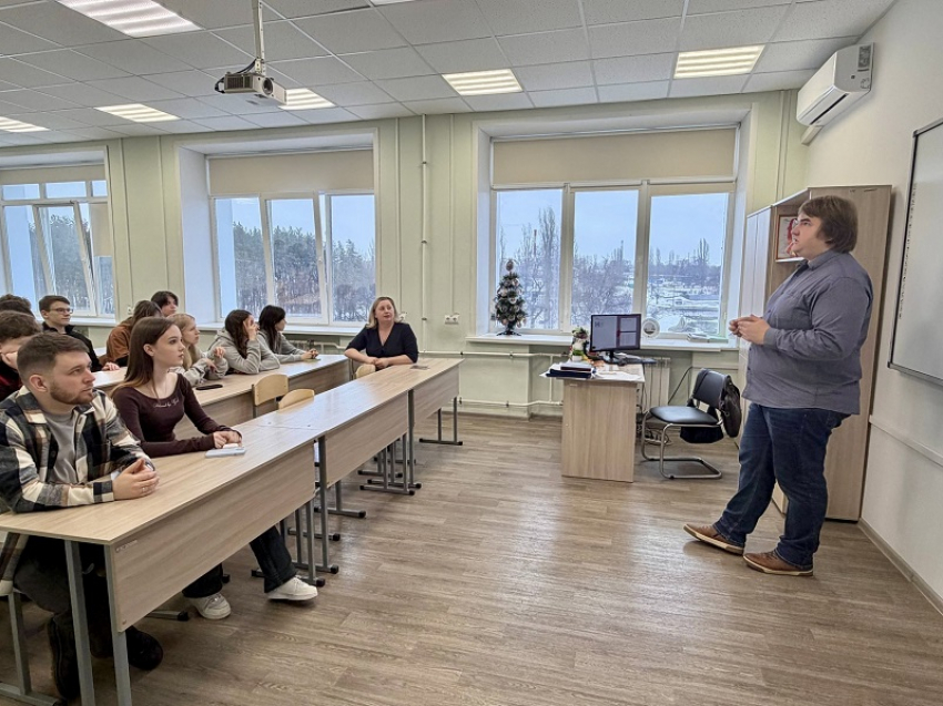 Молодые работники Нововоронежской АЭС познакомили школьников области со своей профессией