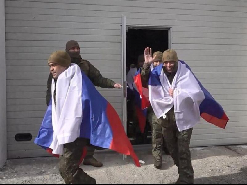 Трёх воронежских бойцов вернули из плена ВСУ по Женевским договорённостям 