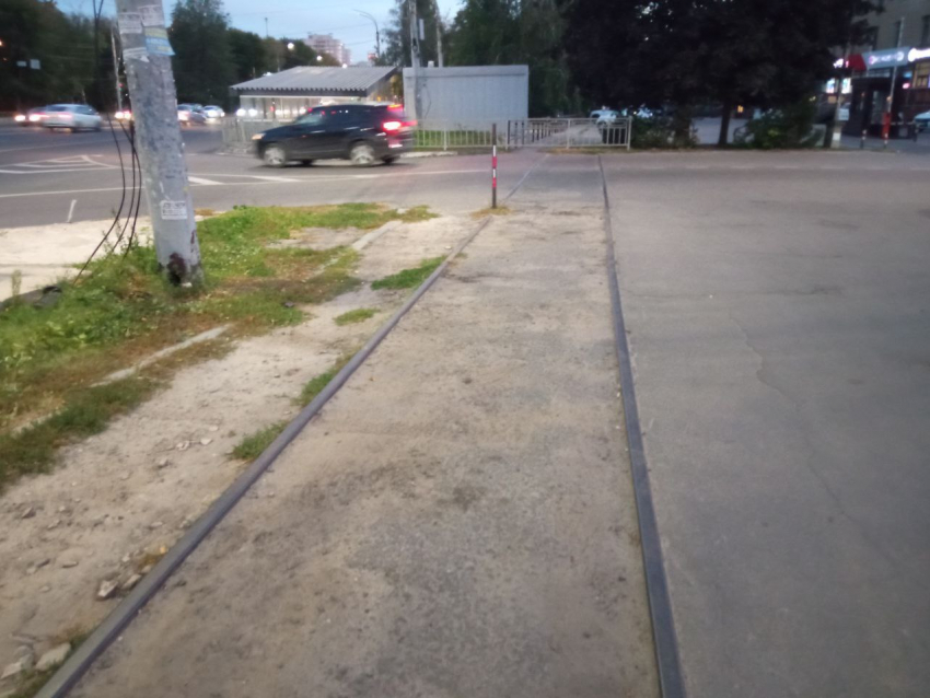 Таинственные рельсы в никуда заметили в Воронеже