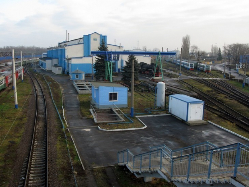В Отрожке двое подростков чуть не пустили поезд под откос