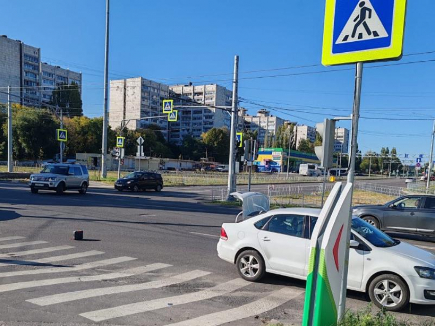 Иномарка сбила ребенка на велосипеде в Воронеже