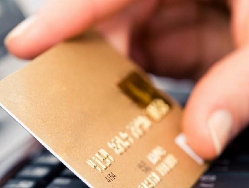 Воронежец доверился родственнику и потерял 20 тысяч рублей