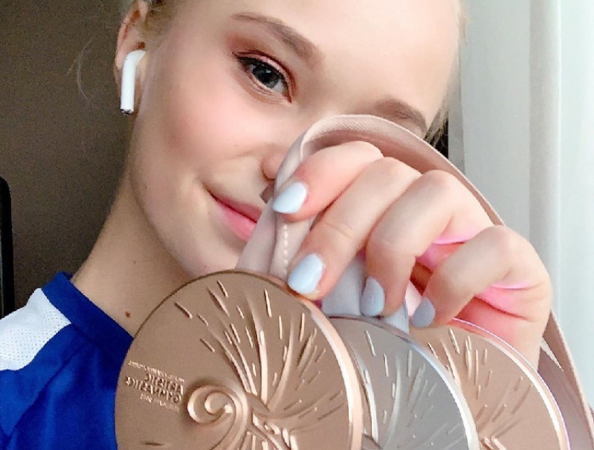 Третью медаль завоевала Ангелина Мельникова на чемпионате мира по спортивной гимнастике