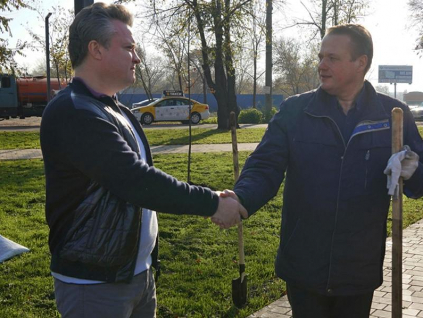 Оказавшийся в центре скандала из-за платных парковок чиновник заработал повышение в Воронеже