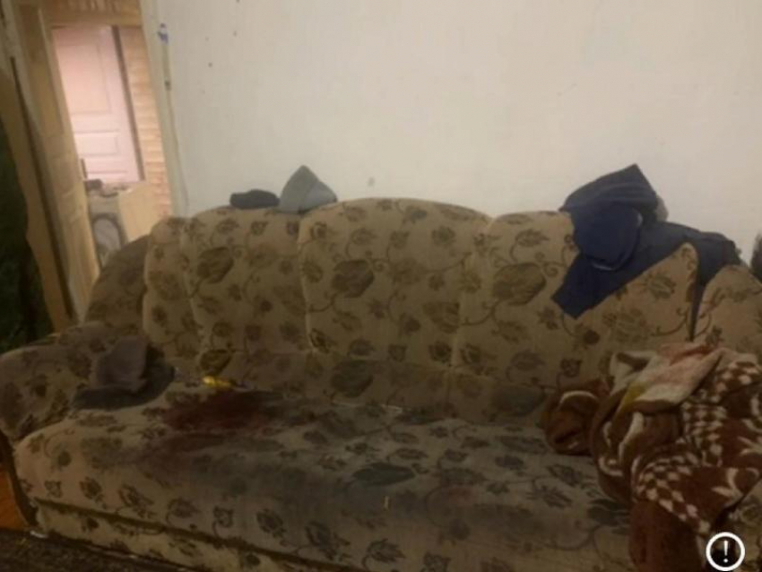 Воронежец выжил после удара топором в гостях 