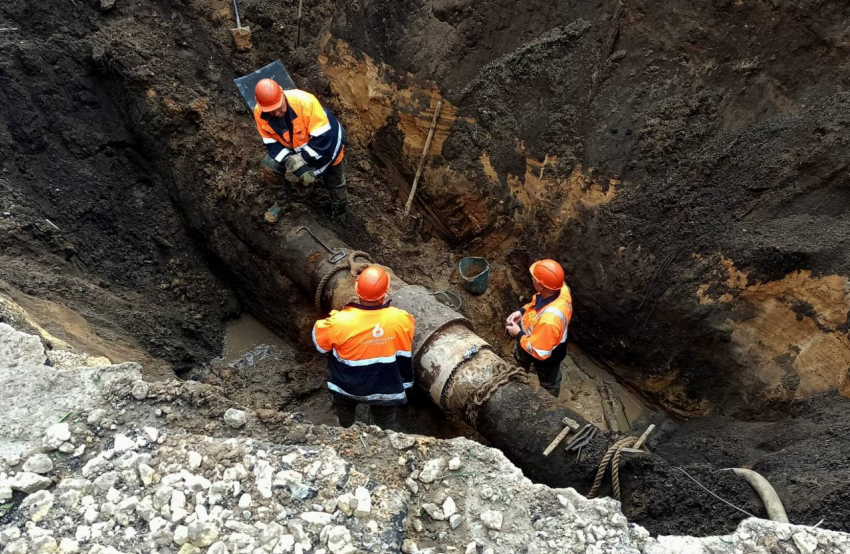 Водоканал устранил три утечки за сутки в Воронеже