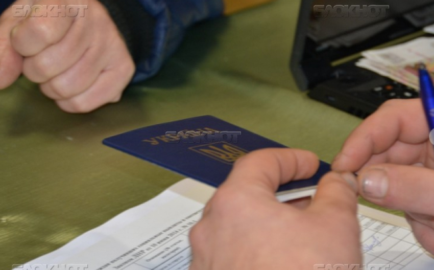 Граждане ЛНР и ДНР получат социальные пособия и пенсии в Воронеже 