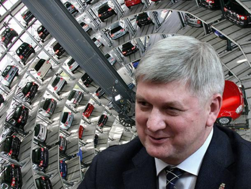 Гусев обещал дешевые многоуровневые паркинги до введения платных парковок в Воронеже