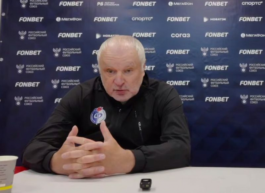 «Вязкая и тяжелая игра»: главный тренер «Факела» прокомментировал матч с «Текстильщиком»