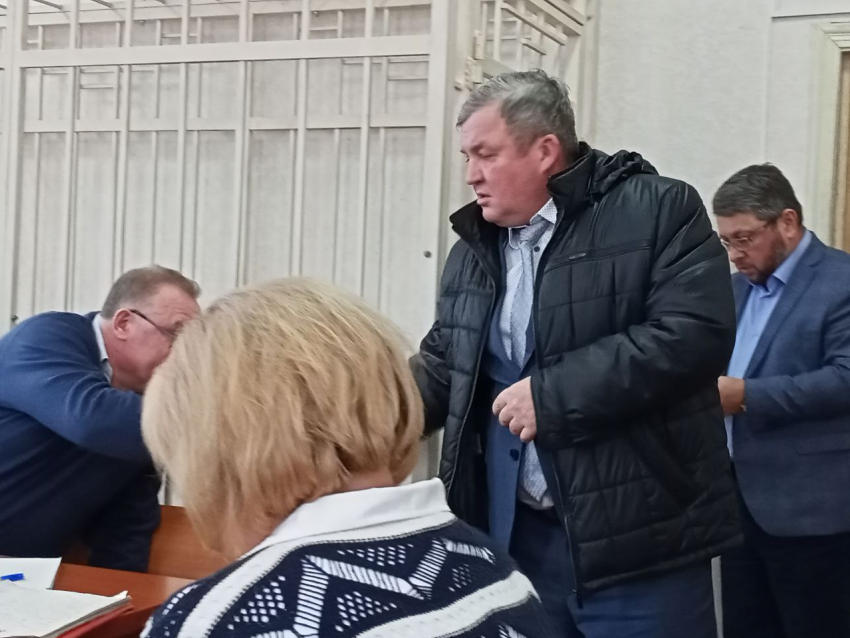 «Сан Саныч» Чистяков выдержал допрос о руководстве воронежской «Единой России»