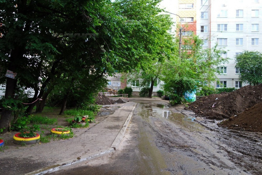 Найден самый ужасный двор Северного микрорайона Воронежа