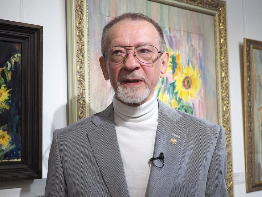 Умер бывший директор музея Крамского Владимир Добромиров