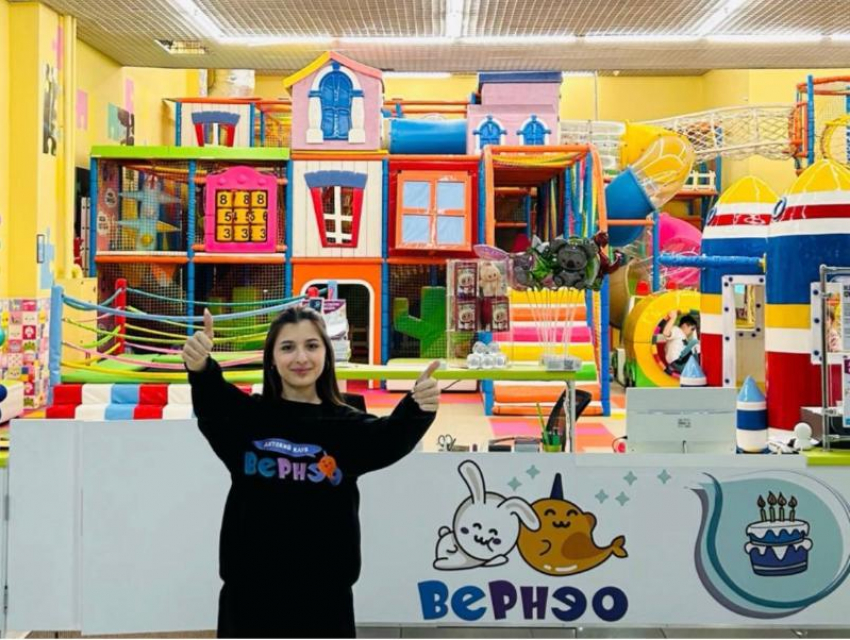 Детская площадка с нянями заработала в ТЦ «Град"