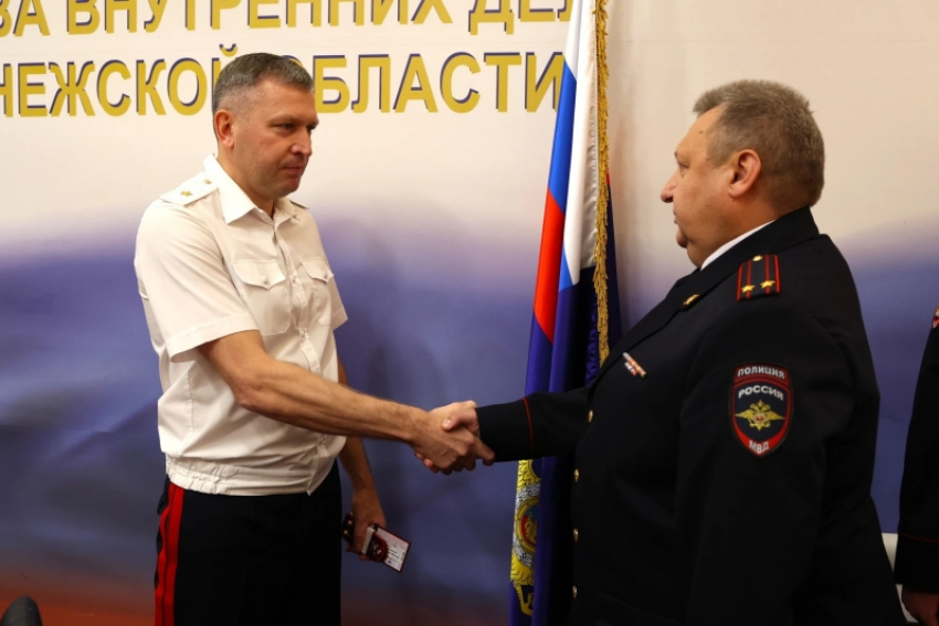 За что полицейскому начальнику на ОВиРО дали звание полковника, рассказали в воронежском МВД 