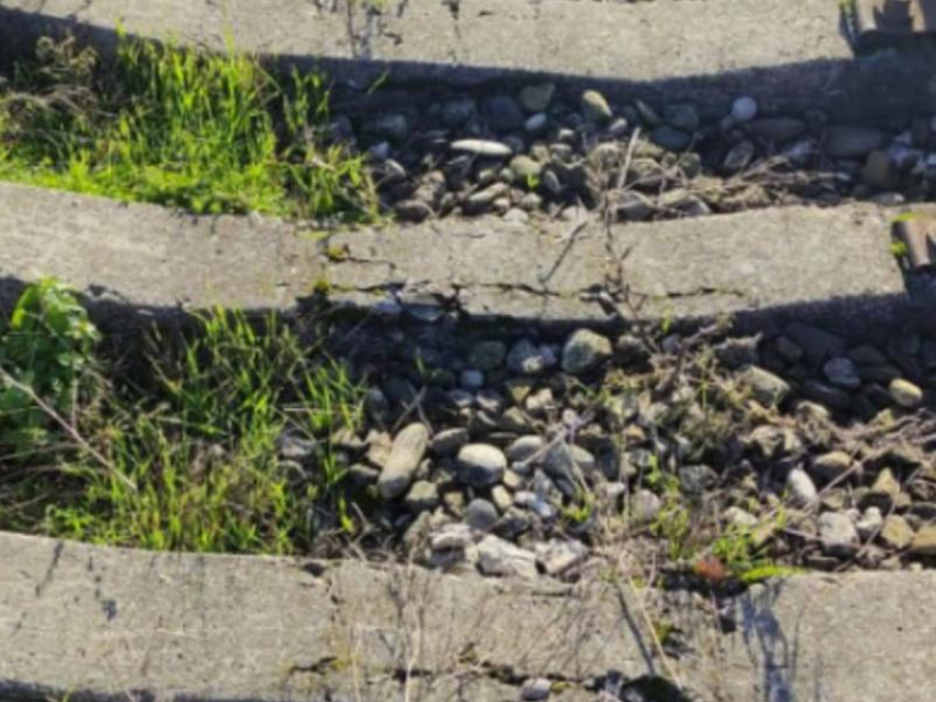 Сошедших с разбитых рельсов поездов боятся жители Воронежской области