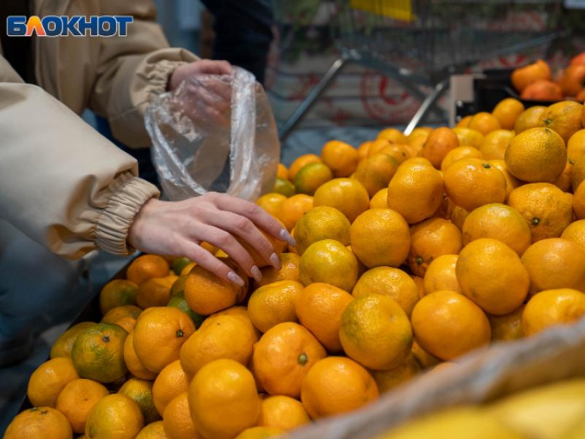 В Госдуме предлагают отменить налог на мандарины, чтобы они стали хоть немного дешевле 