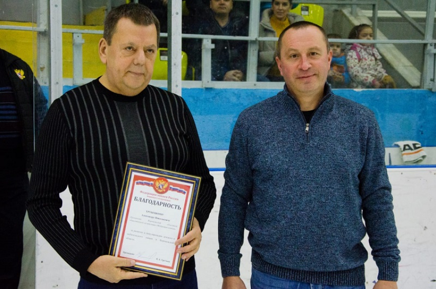 Александр Трубецкой получил благодарность Федерации хоккея России 