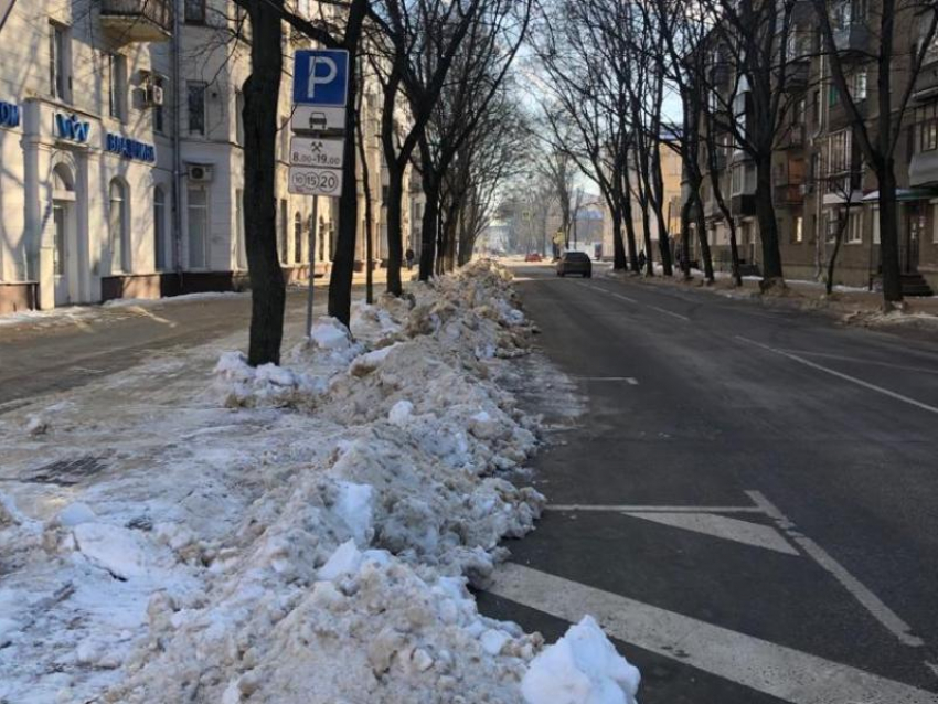 За эти платные парковки стыдно: улица Чайковского